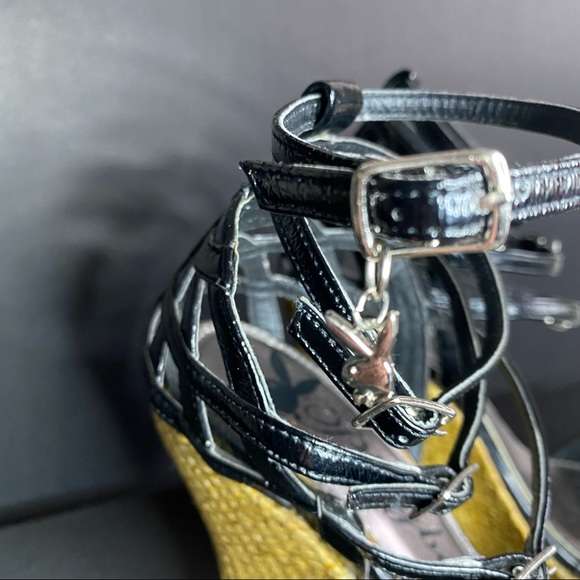 ❤️Playboy Sexy wedge strappy heels 👠 Black, NWOT Size 6 - Picture 7 of 14